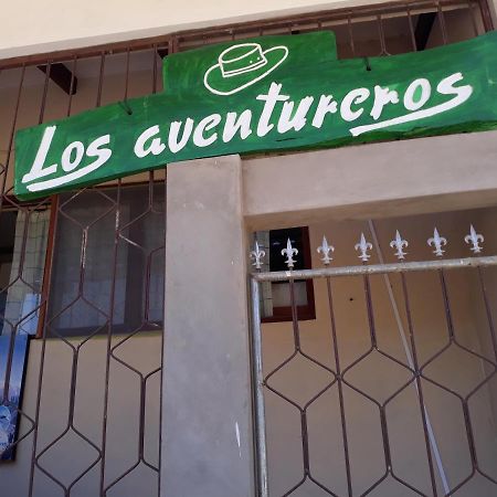 Los Aventureros Hostel Samaipata Ngoại thất bức ảnh