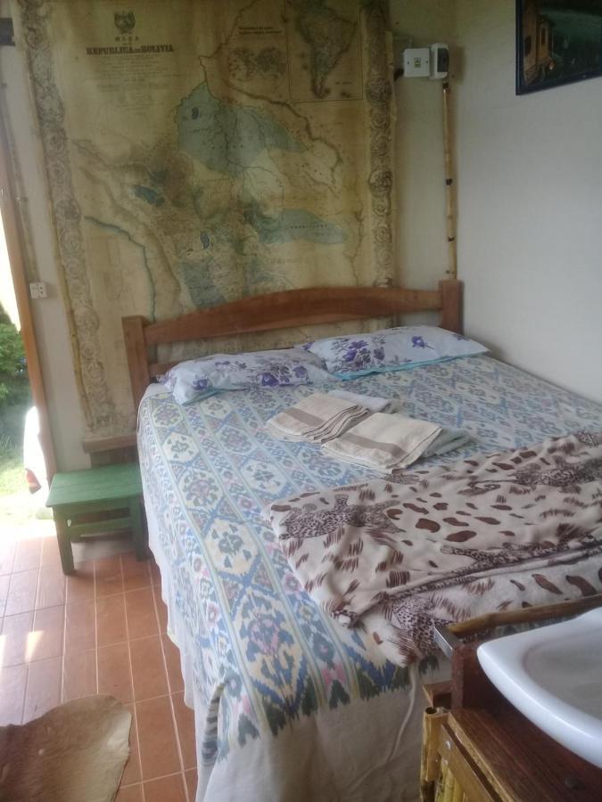 Los Aventureros Hostel Samaipata Ngoại thất bức ảnh